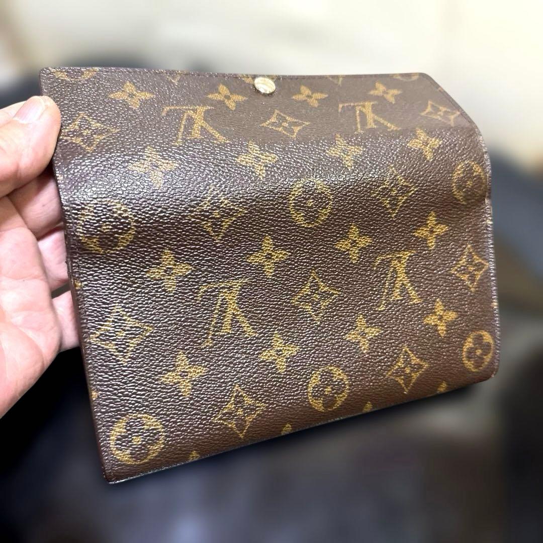 13☆美品♪カード10枚タイプ☆サラ長財布