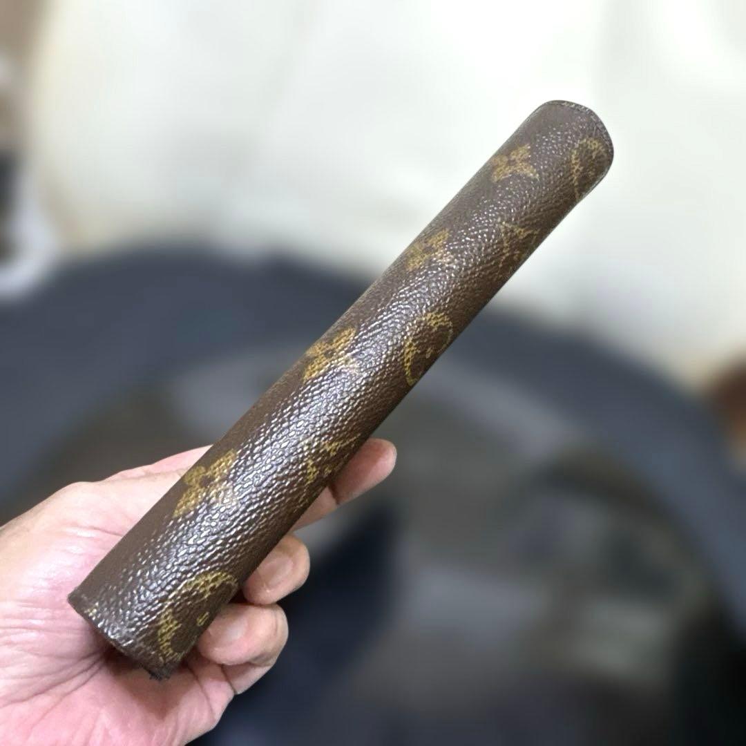 13☆美品♪カード10枚タイプ☆サラ長財布