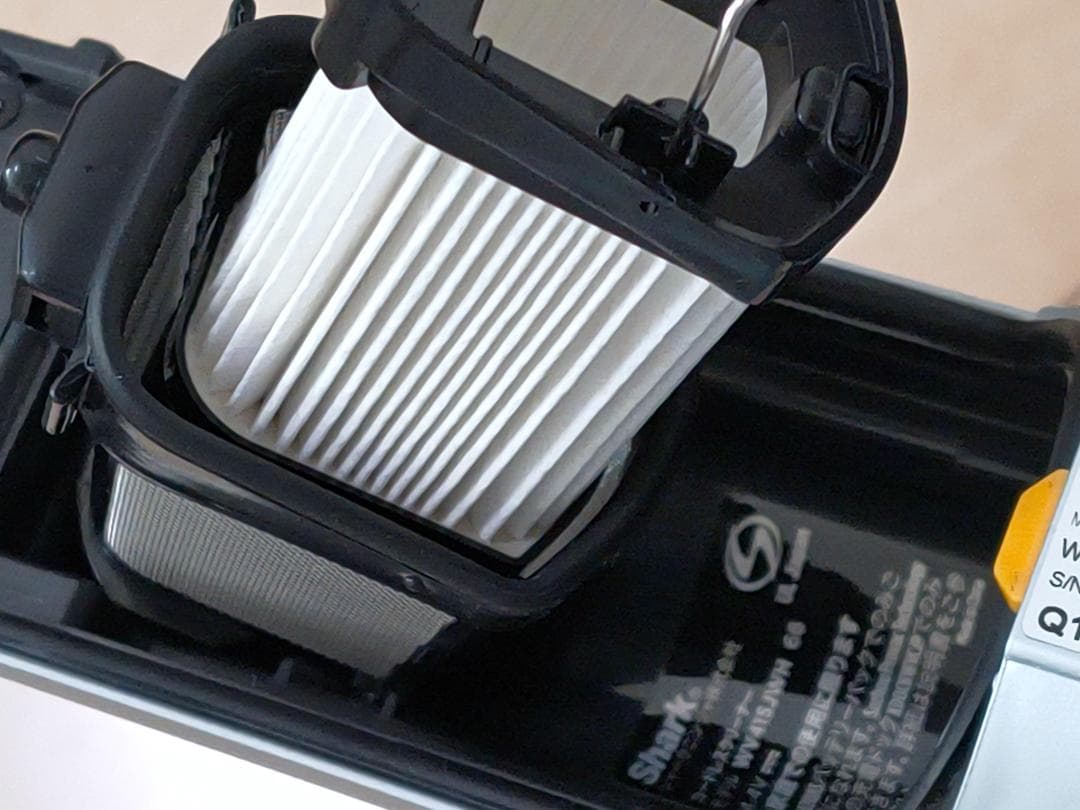 Shark EVOPOWER EX WV415JWH　充電式ハンディクリーナー