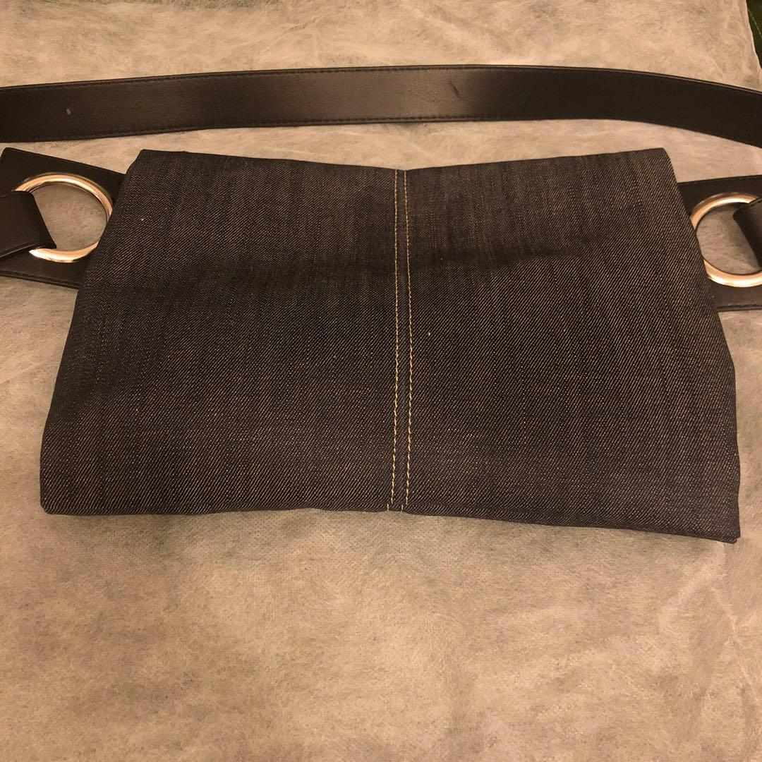 新品　カワカワ kawakawa デニム！ボディバッグ　ショルダーバッグ　M