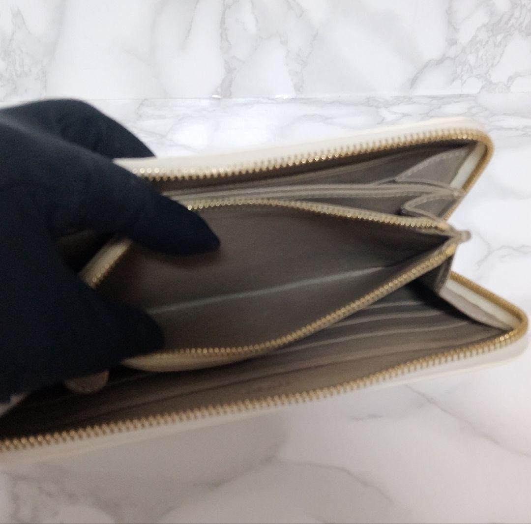 LOEWE 長財布 ラウンドファスナー レザー アイボリー系 上品