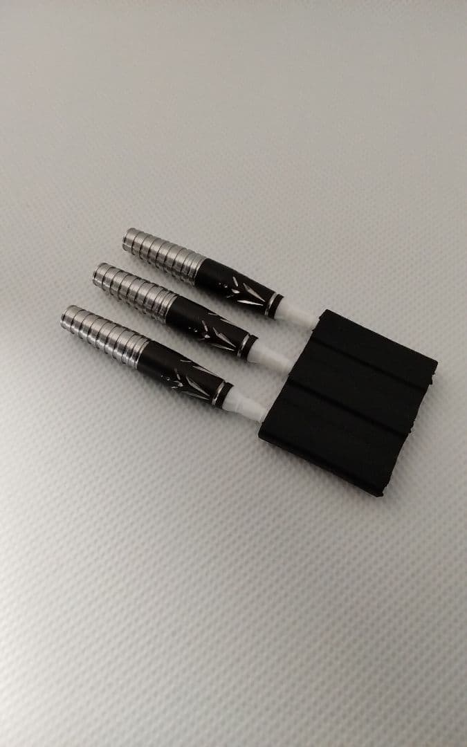 チ*ー様 サングリアル!坂口優希恵!極美品!新品同品!付録未開封!ダーツセット