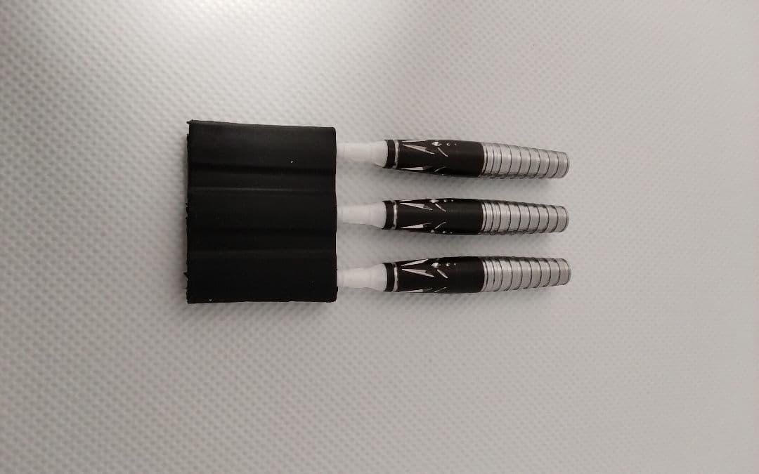 チ*ー様 サングリアル!坂口優希恵!極美品!新品同品!付録未開封!ダーツセット