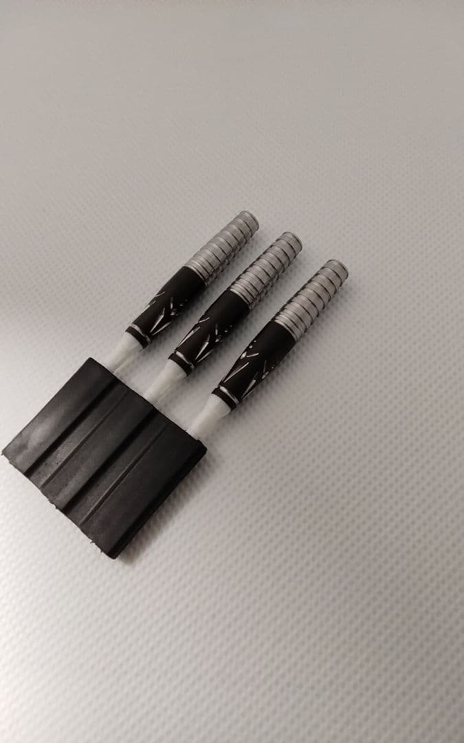 チ*ー様 サングリアル!坂口優希恵!極美品!新品同品!付録未開封!ダーツセット