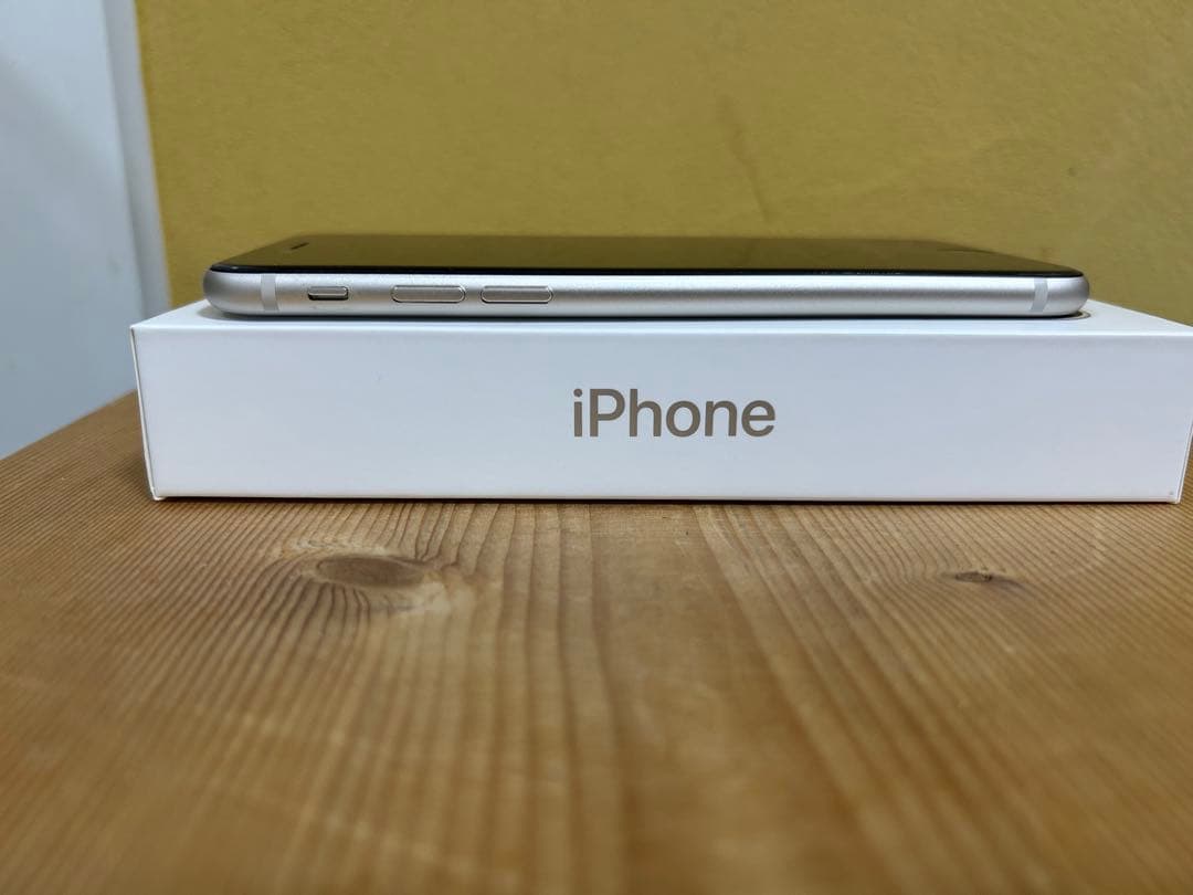 iPhone SE3 128G 本体