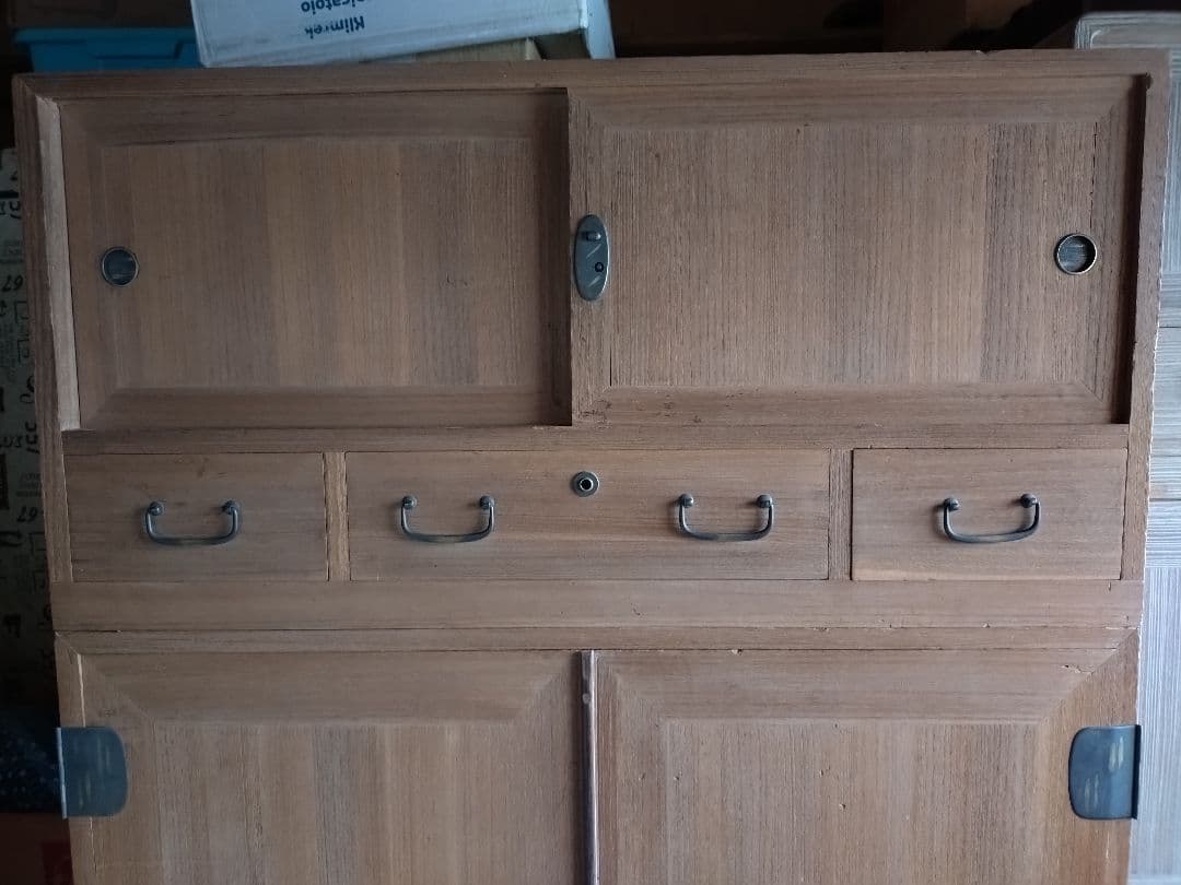 【送料込】桐箪笥 年代物 アンティーク タンス 家具 着物入れ 3分割可能