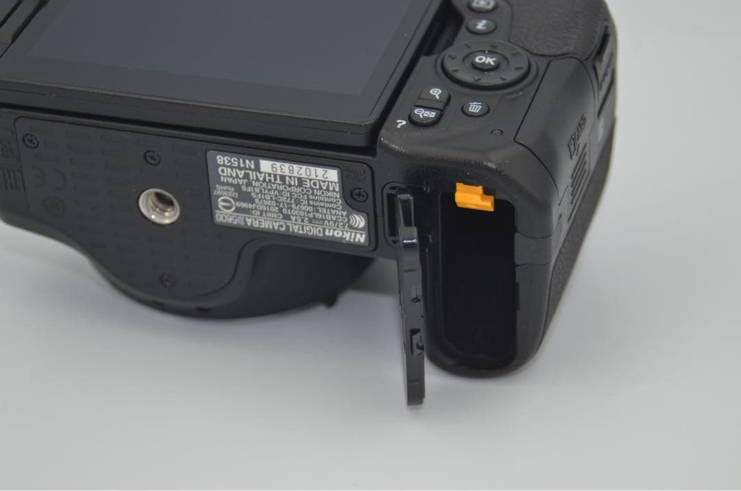 Nikon D5600 Wズームキット