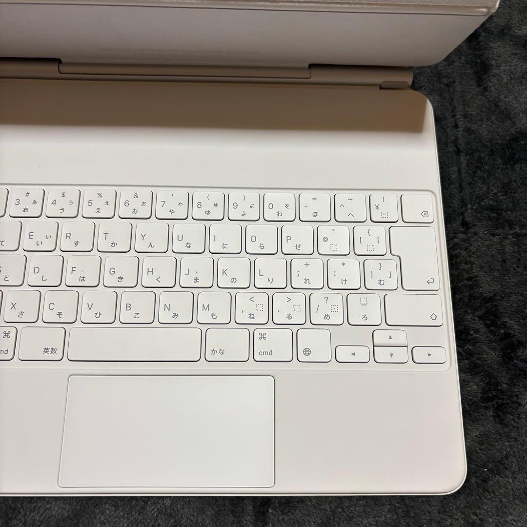 キーボード iPad Pro 12.9 / Air 13 Magic Keyboard