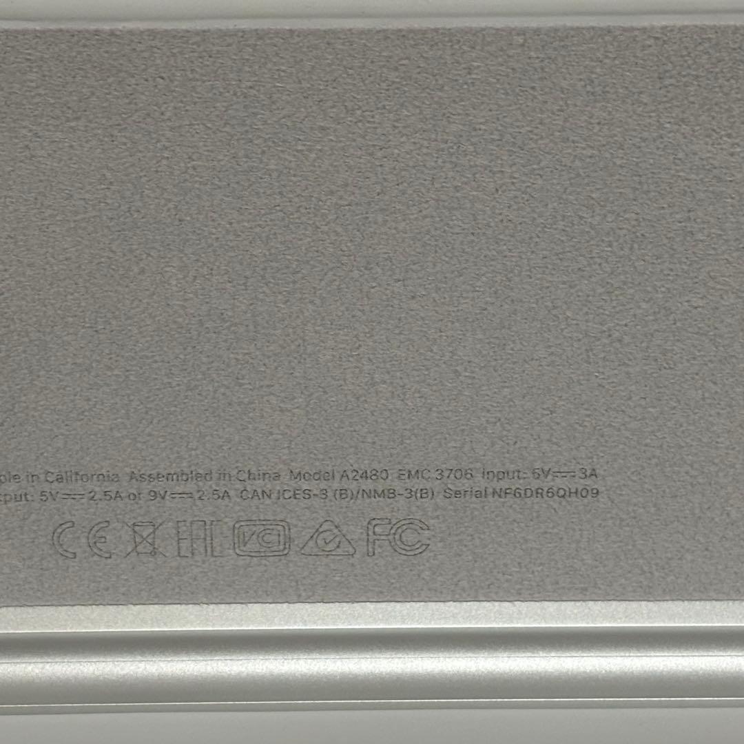 キーボード iPad Pro 12.9 / Air 13 Magic Keyboard