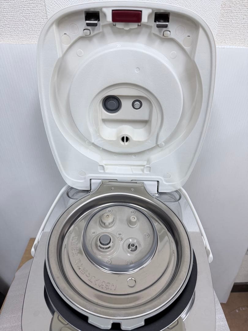 Panasonic 可変圧力 IH 炊飯器SR-PB108 2019年製