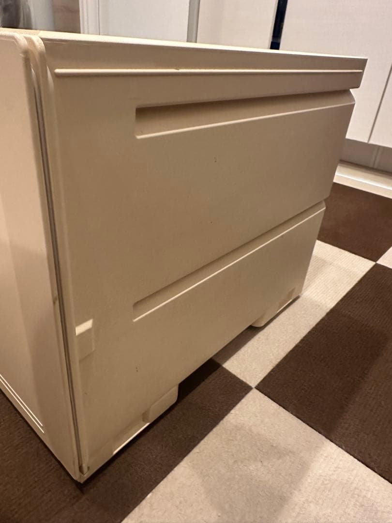 タッパーウェア　Tupperware　スーパーチェスト　クリーム　2段引き出し