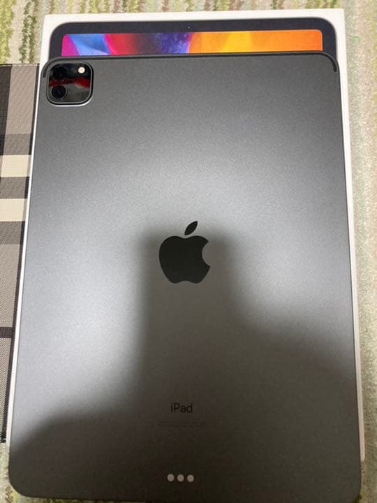 Apple iPad Pro 11インチ 第2世代　スペースグレイ