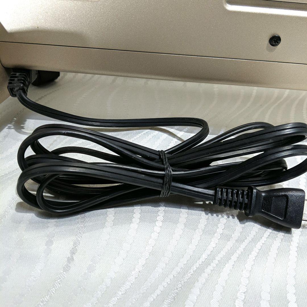 サンルミエ E800LS キュート 遠赤外線ヒーター 日本製