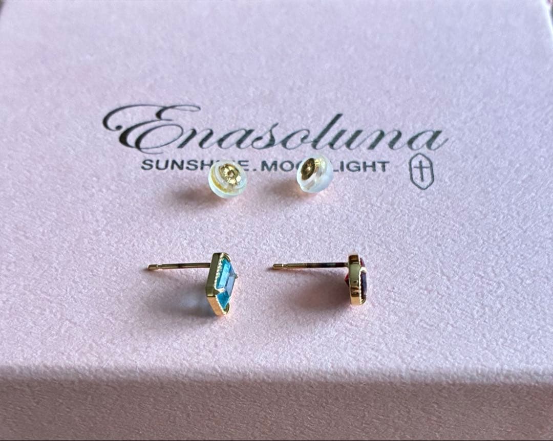 エナソルーナ　ファンシードロップ　ピアス　2個