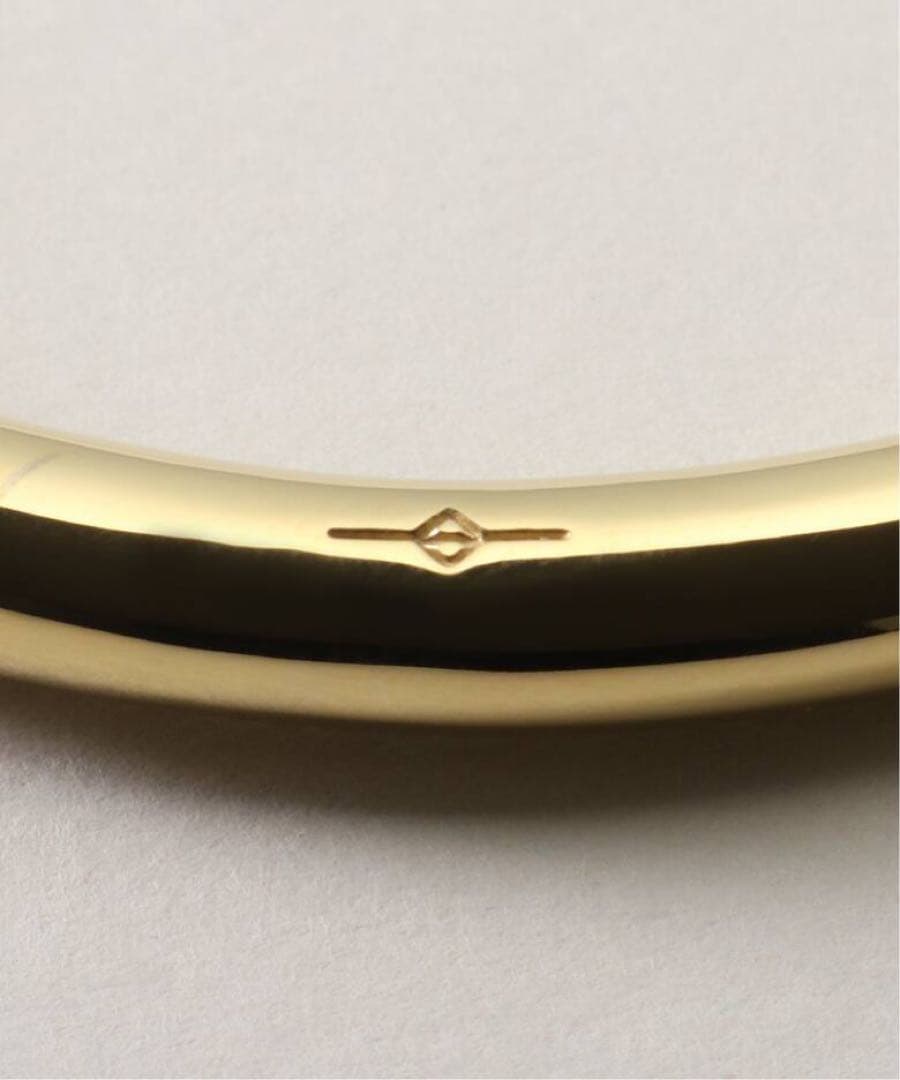 ガブリエラ アルティガス　INFINITE TUSK CUFF Cバングル