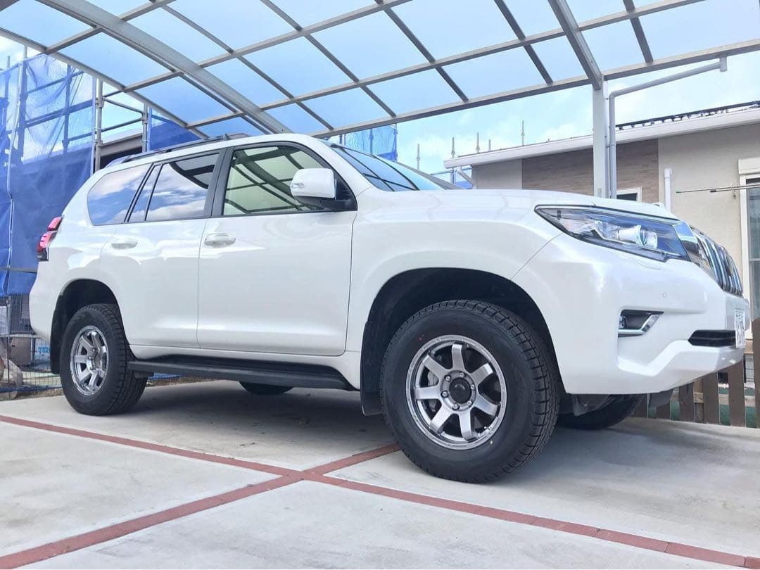 265/65R17スタッドレス　ホイールタイヤセット　プラド等に