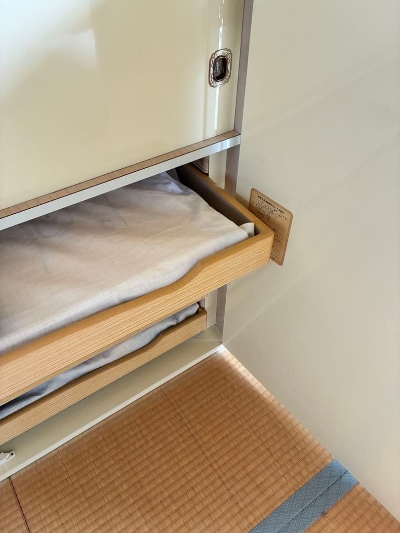 ホワイト タンス 和ダンス　アンティーク　姫系 木製 ①