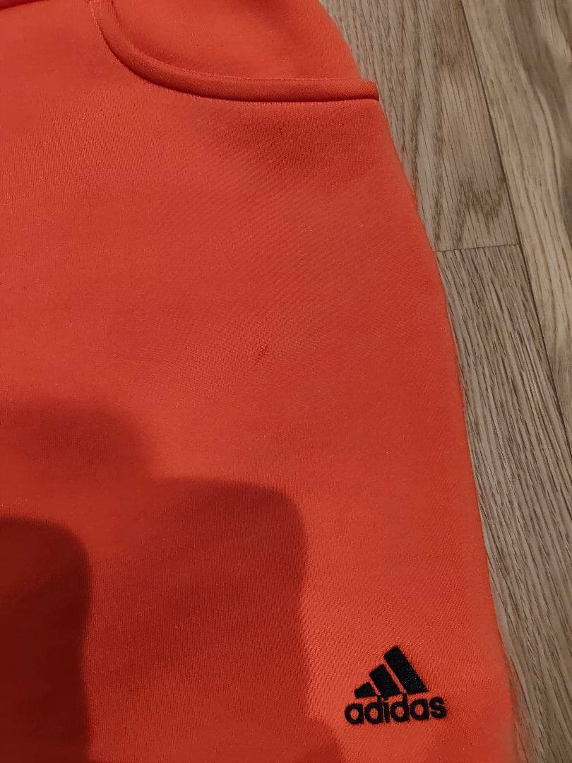 adidas ダンボールニット セットアップ オレンジ