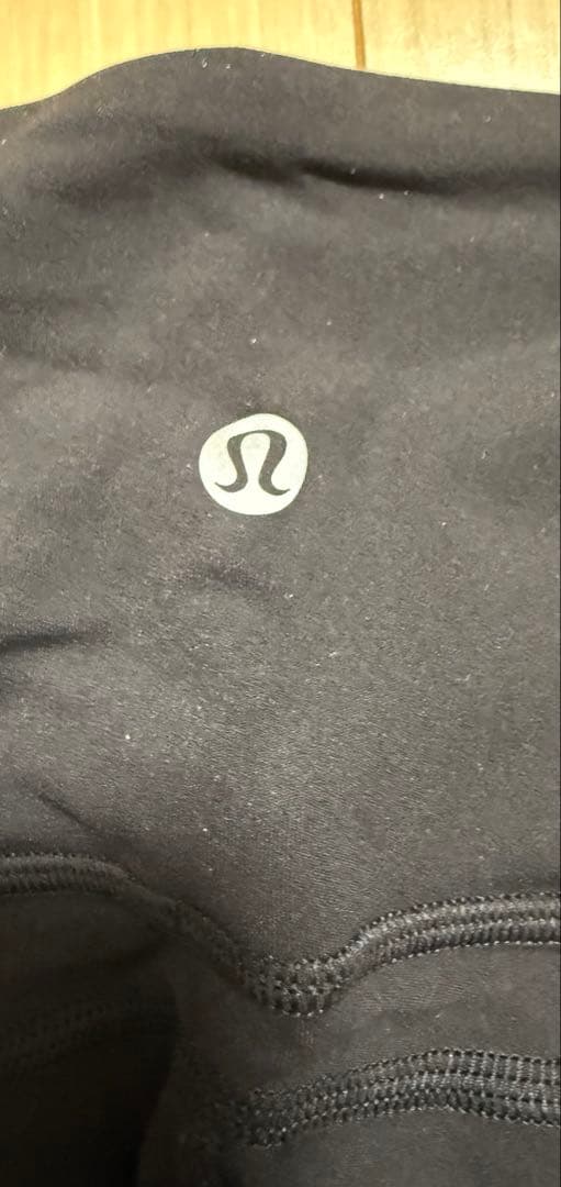 新品未使用Lululemon ハイウエスト ブラックフレア ヨガパンツ レギンス