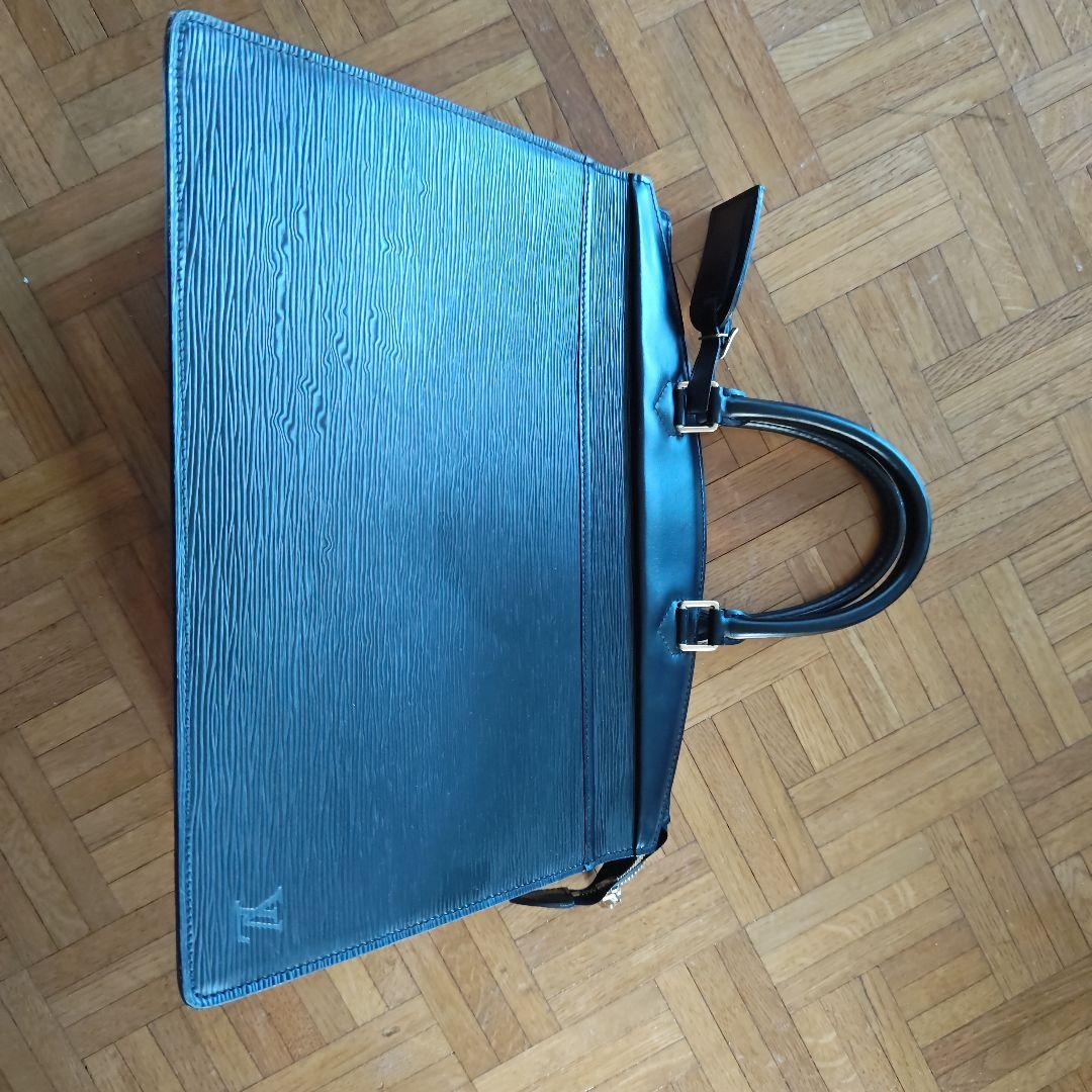 ルイ・ヴィトン エピレザー ビジネスバッグ ネイビー