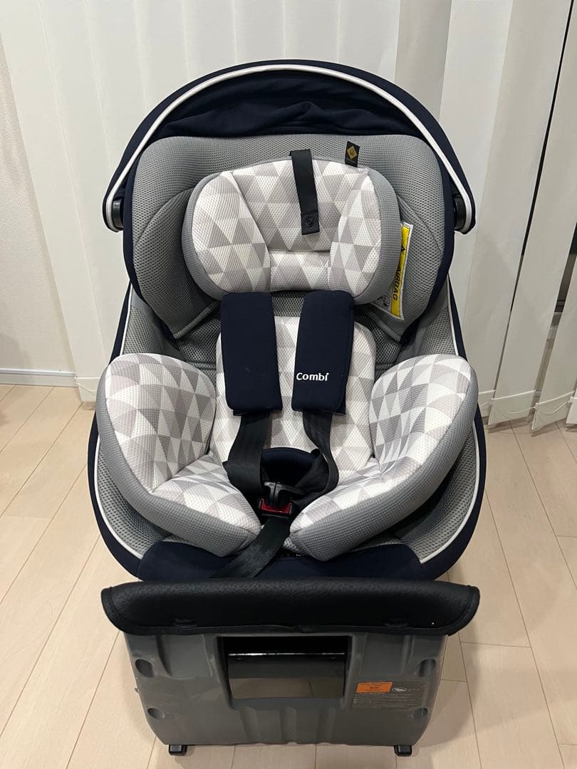 コンビ クルムーヴスマート ISOFIX JN-570 No. 18058