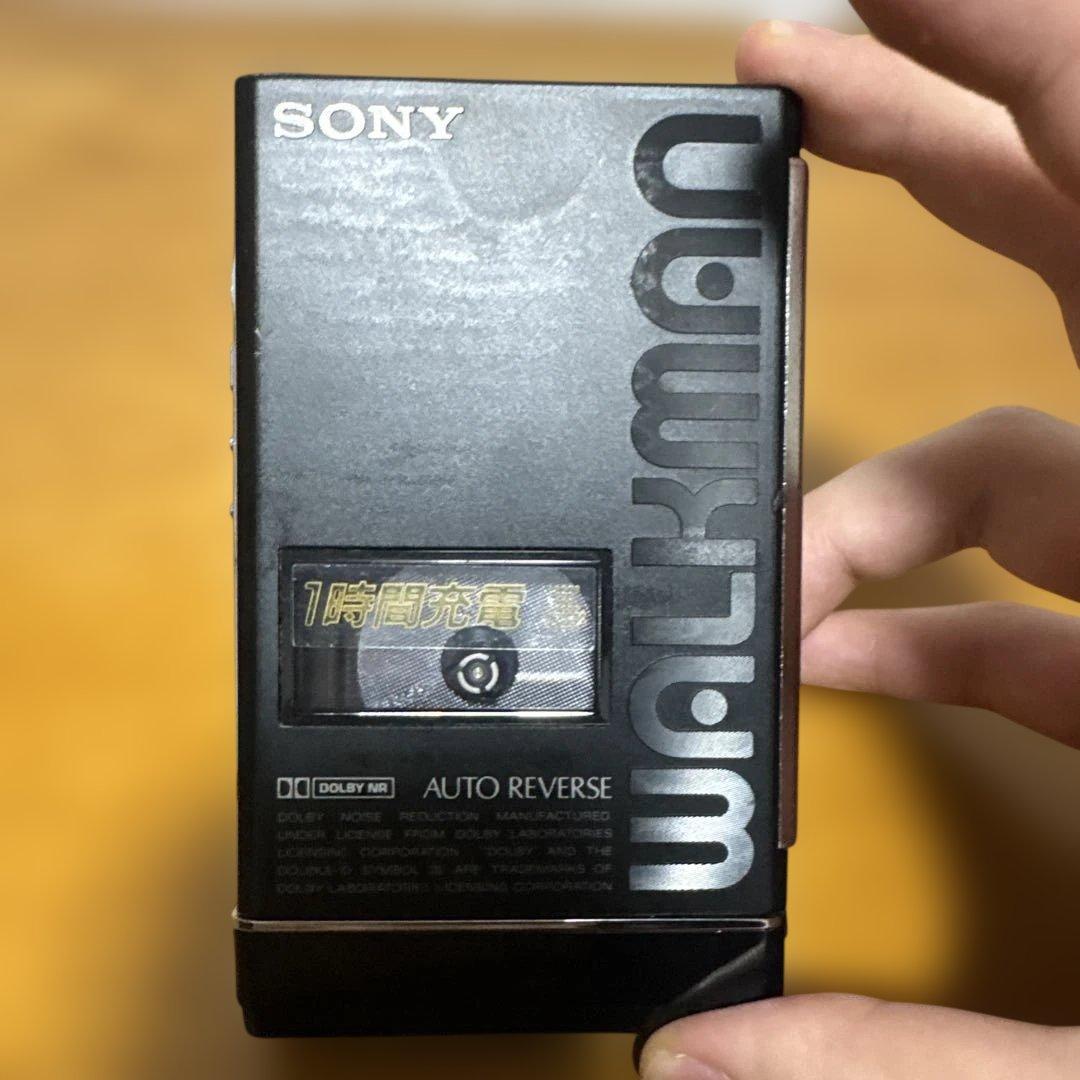 希少 SONY WALKMAN カセットプレーヤー WM-103