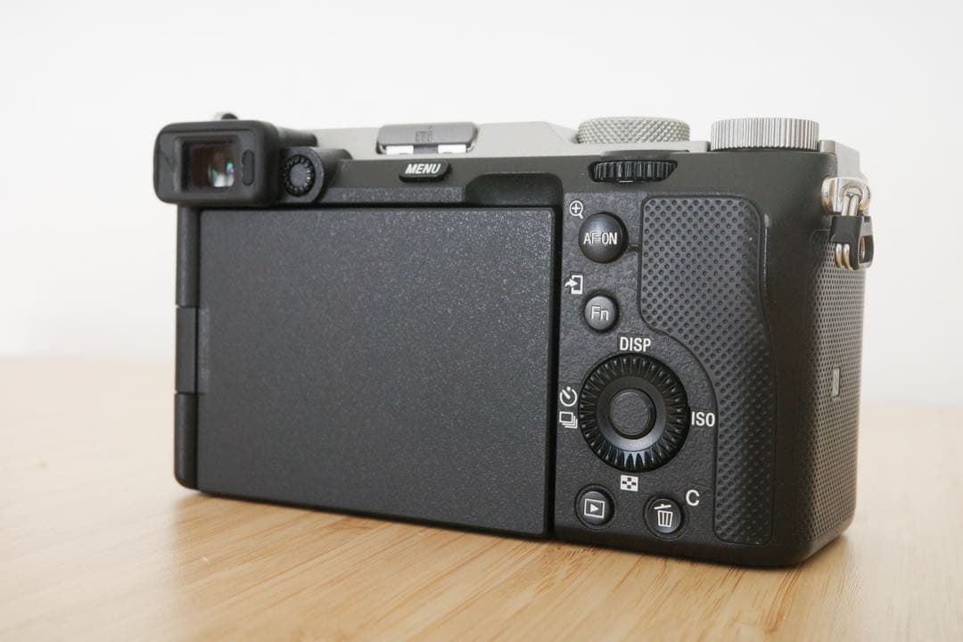 Sony α7C ミラーレスカメラ シルバー