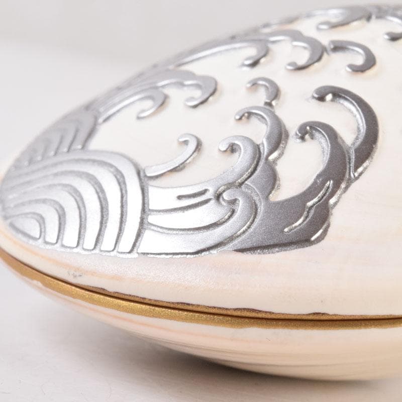 ジンジャー 　高橋正良作　浮彫　波月蒔絵　蛤香合　共箱　C　8518