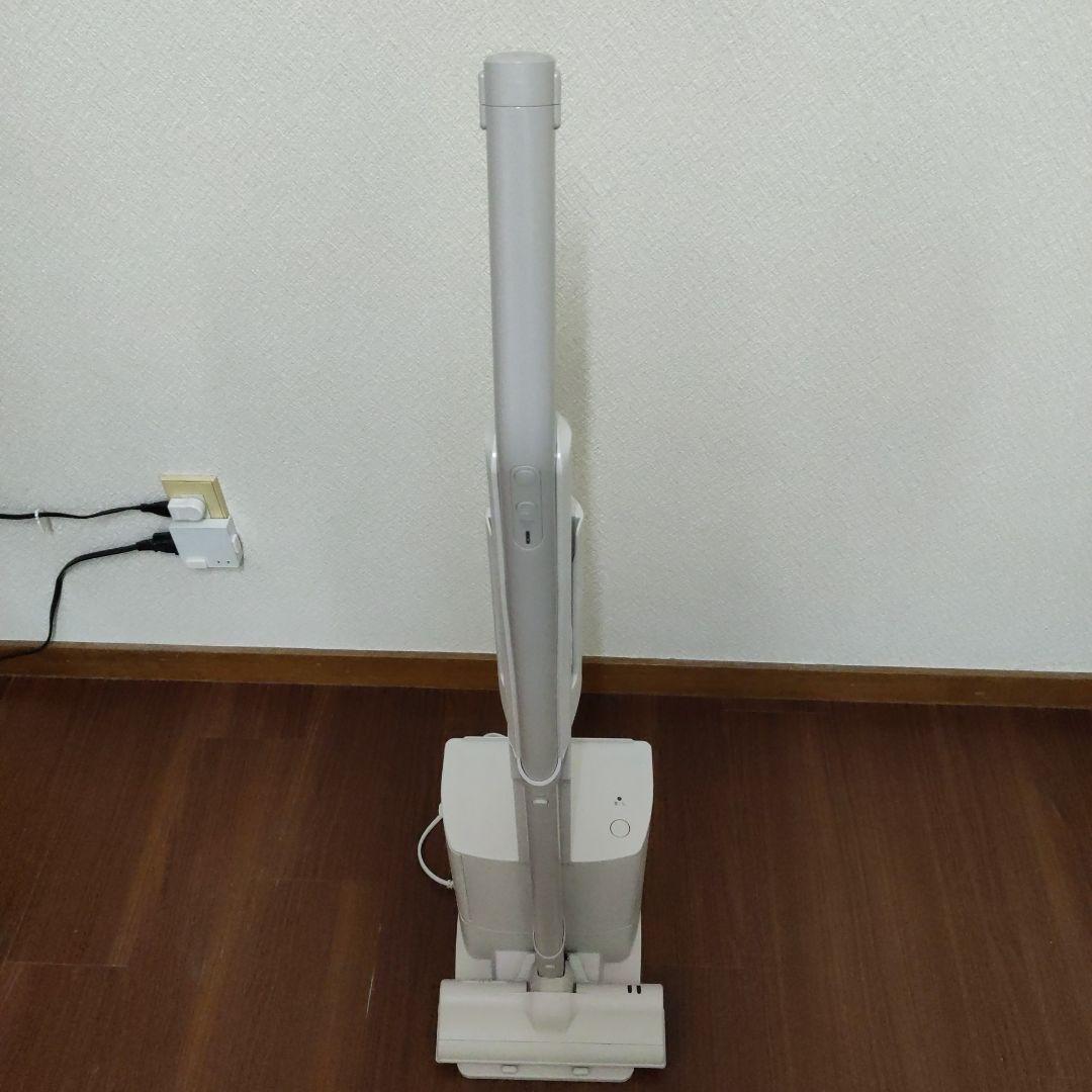 TOSHIBA スティッククリーナー ダストステーション搭載VC-SL130DS