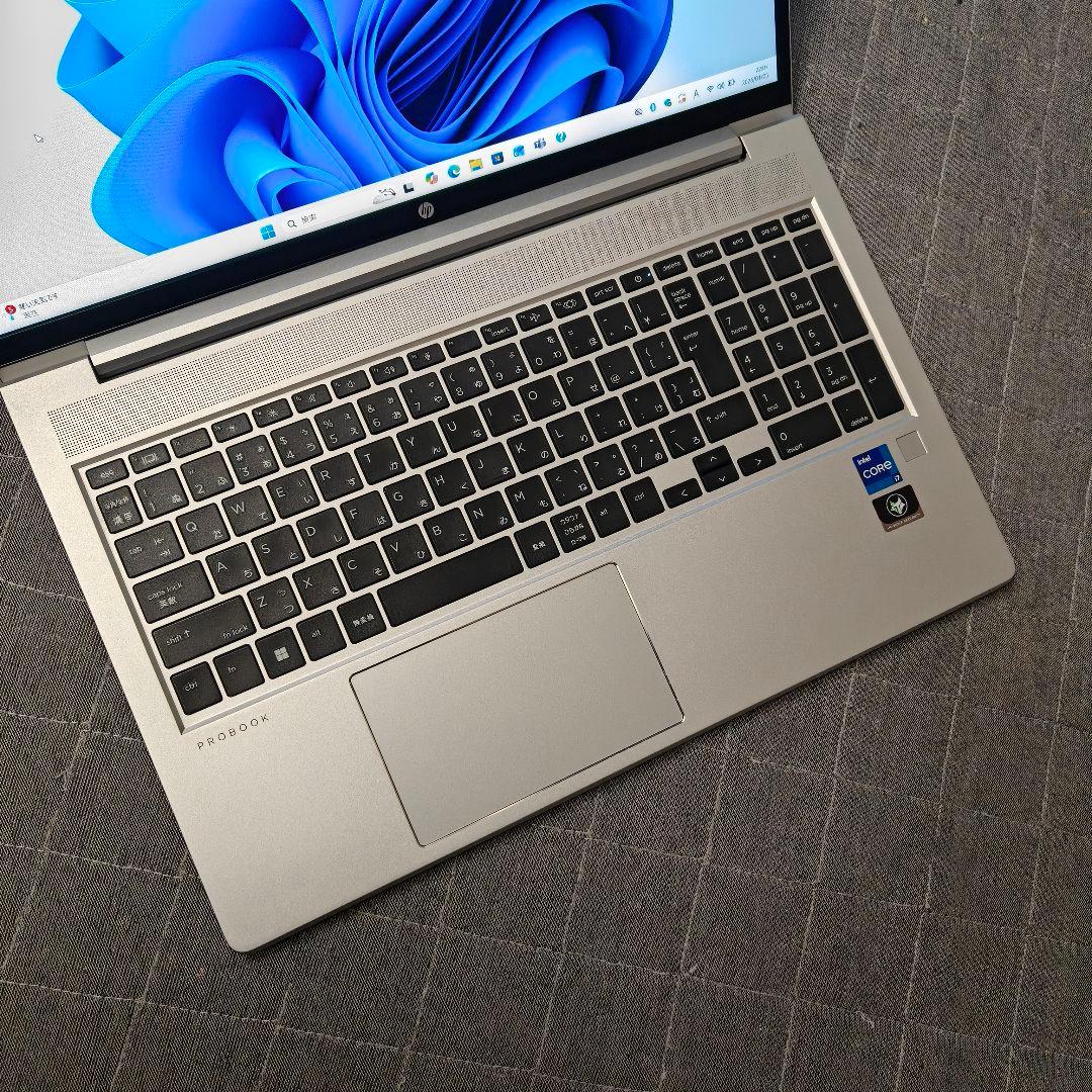 2022年10月 HP 日本製 美品 爆速12世代 i7 32GB 1TB 79