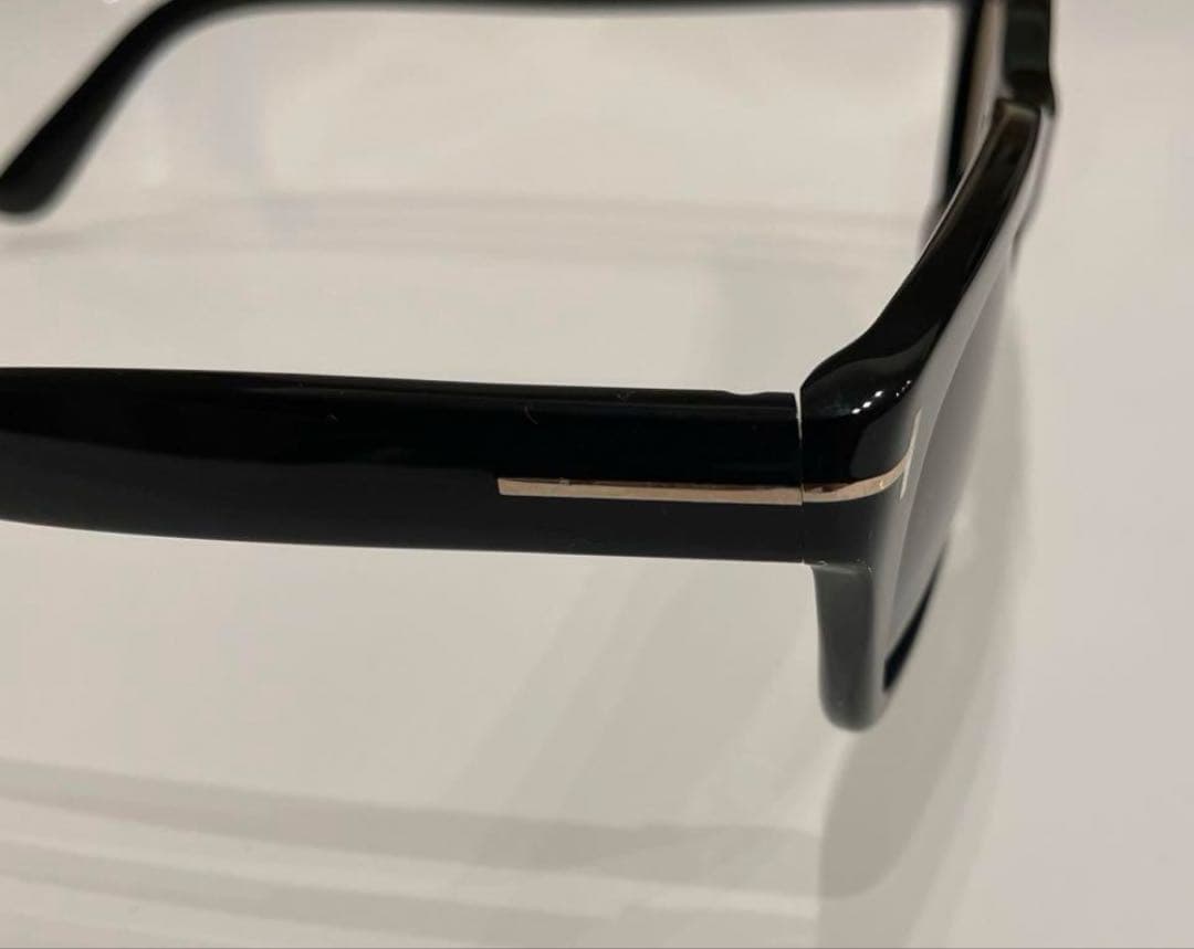 偏光！TOM FORD 国内正規品 トムフォード サングラス FT0237