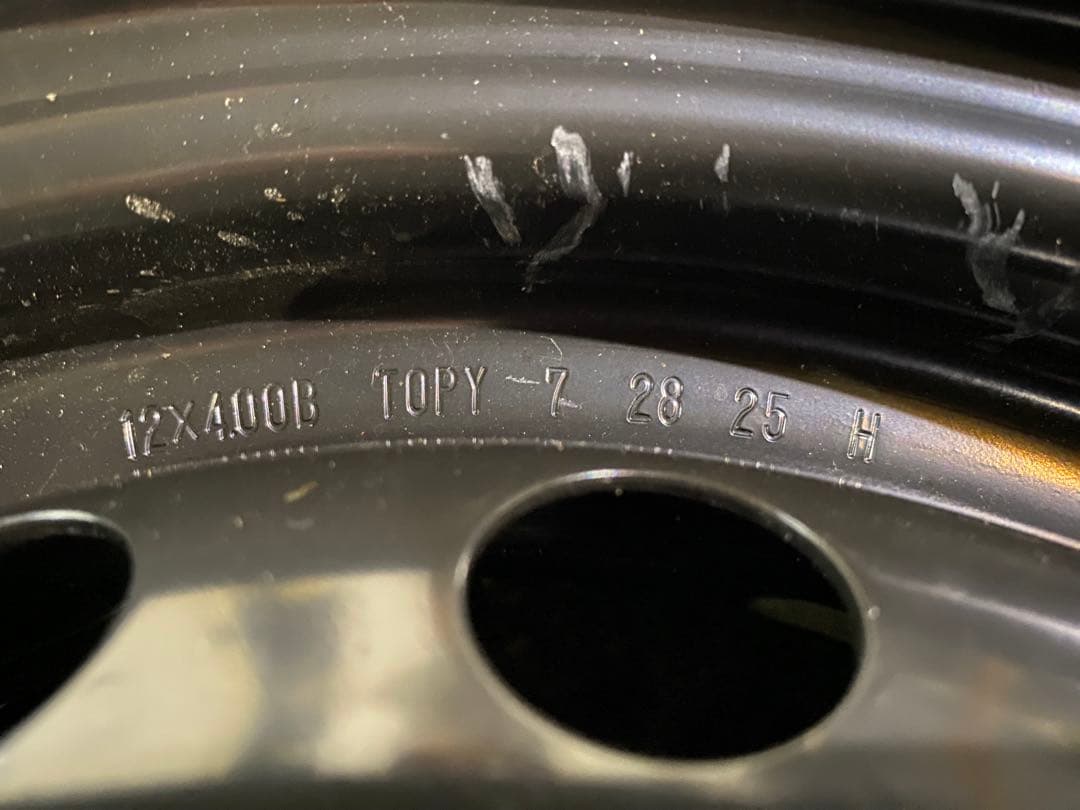 大阪 引取可 箱付 12インチ スチールホイール カバー 4本セット