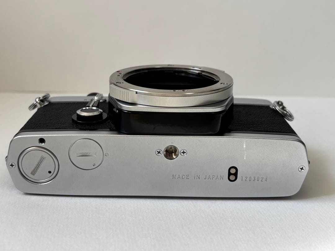 フィルム一眼レフ OLYMPUS OM-1 シルバー50mmF1.4セット