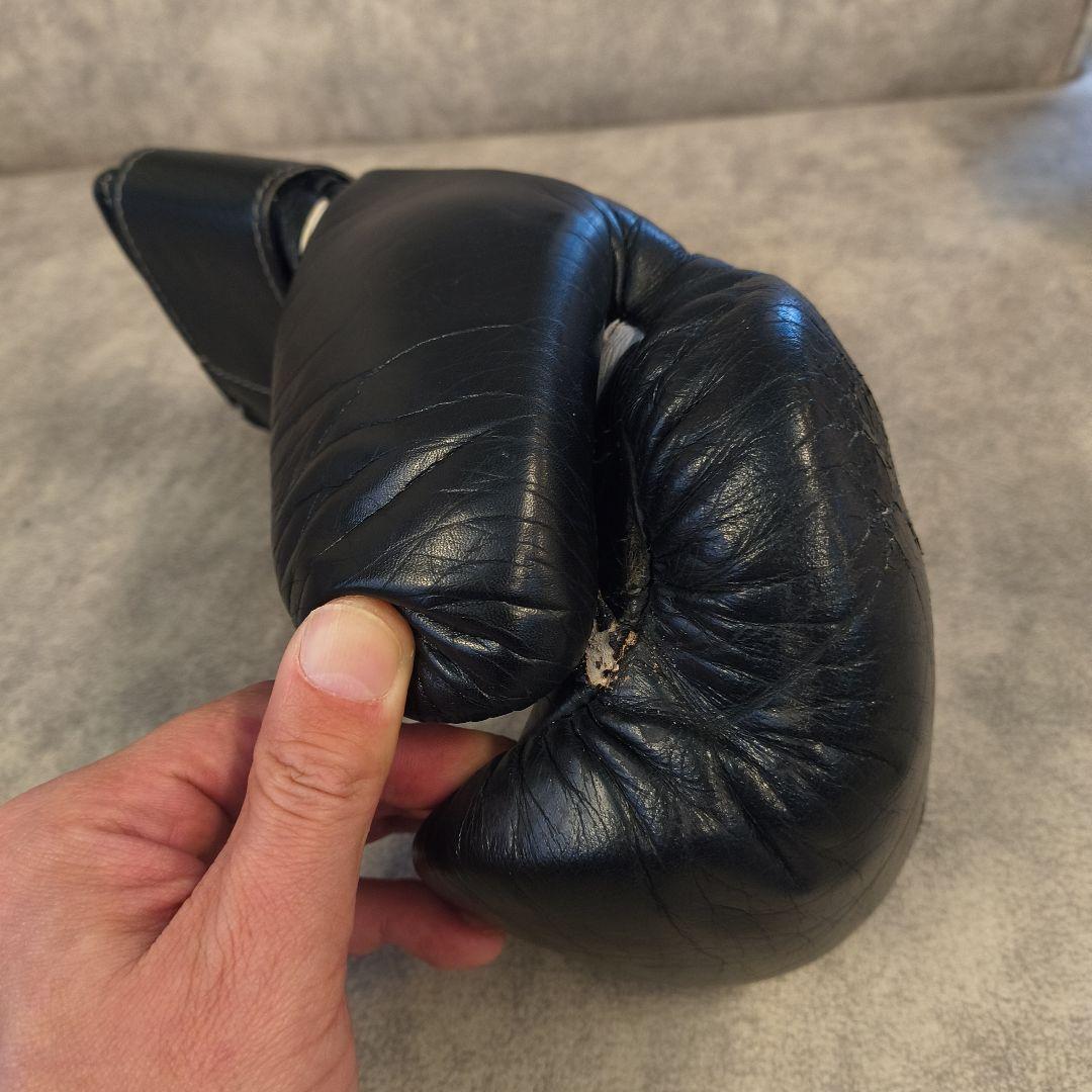 Winning ボクシンググローブ 8oz 黒色 バンテージおまけ