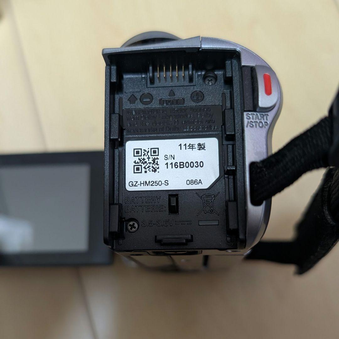 JVC Everio GZ-HM250 ビデオカメラ 本体
