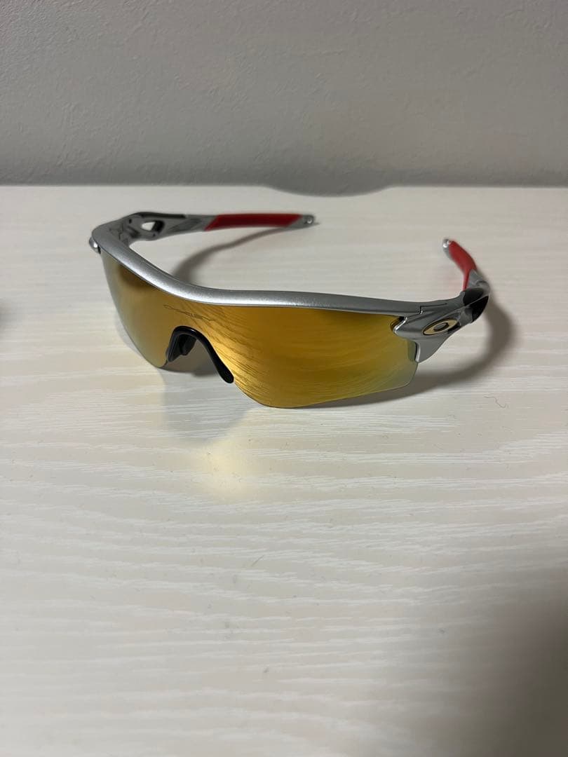 Oakley スポーツサングラス