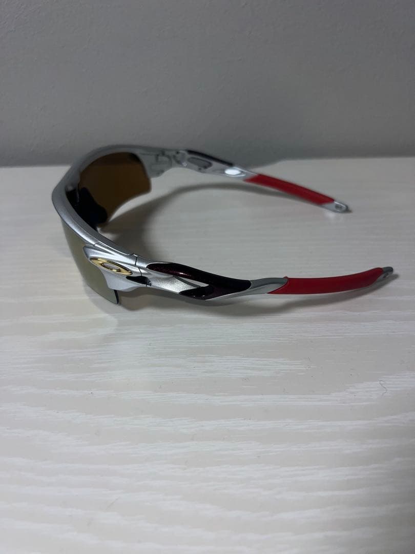 Oakley スポーツサングラス