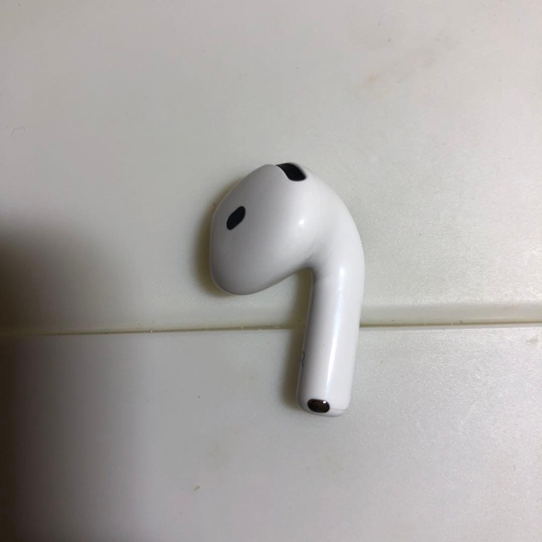 Apple AirPods 第4世代　ANC 右耳　右側　右　3055 3056