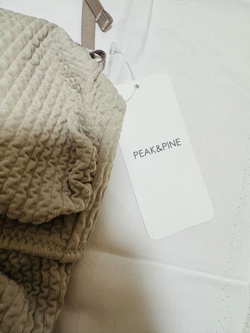 【新品、未使用】PEAK&PINE ワッフルニット素材ベアトップビキニ　9M