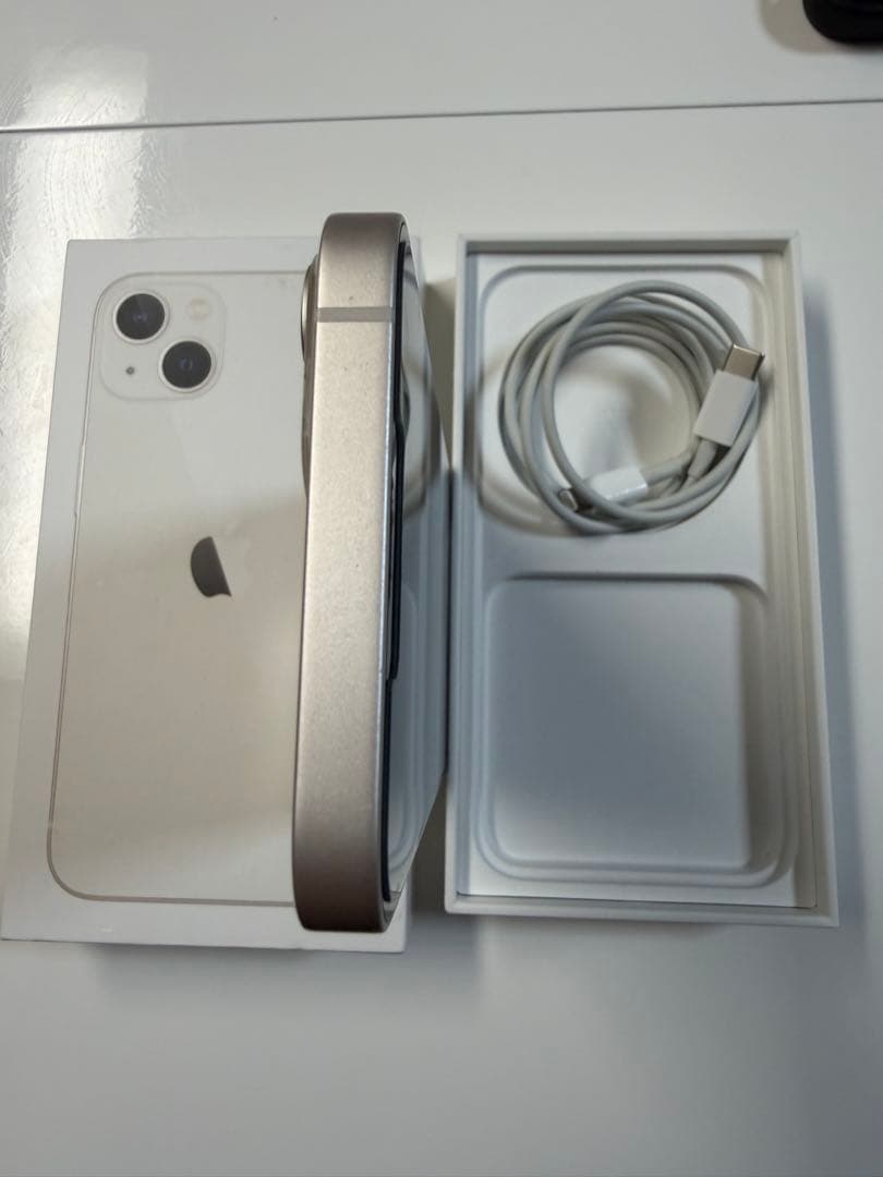 iPhone13 256GB スターライト SIMフリー　初期化済