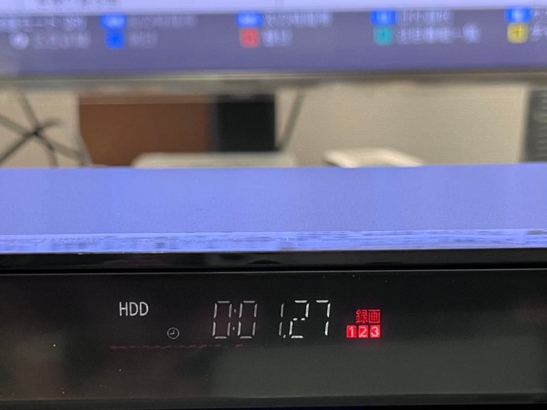 美品　1TB 3番組録画　パナソニック　BDレコーダー DMR-BRZ1000