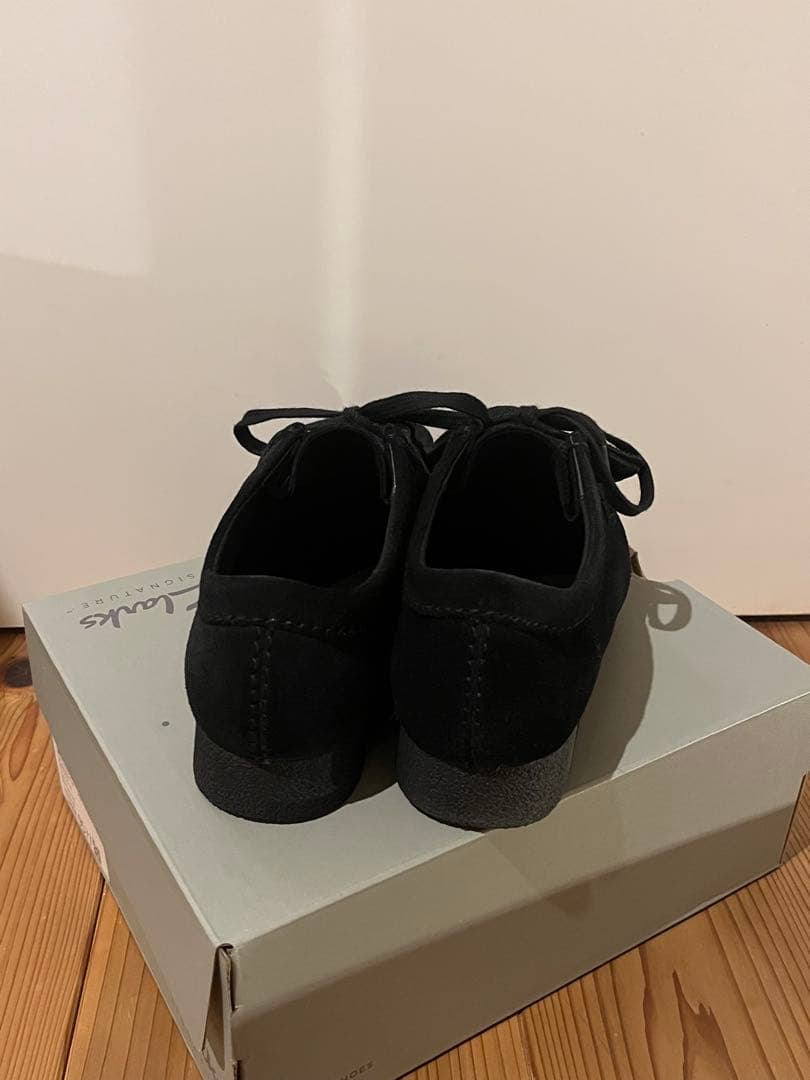 Clarks ブラック スエード モカシン