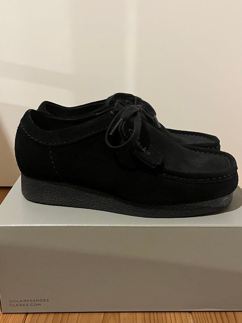 Clarks ブラック スエード モカシン