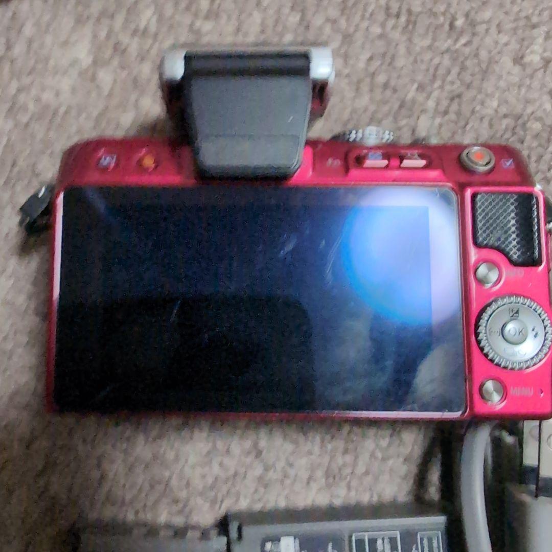 OLYMPUS E-PL3 ミラーレスカメラ レッド　ジャンク