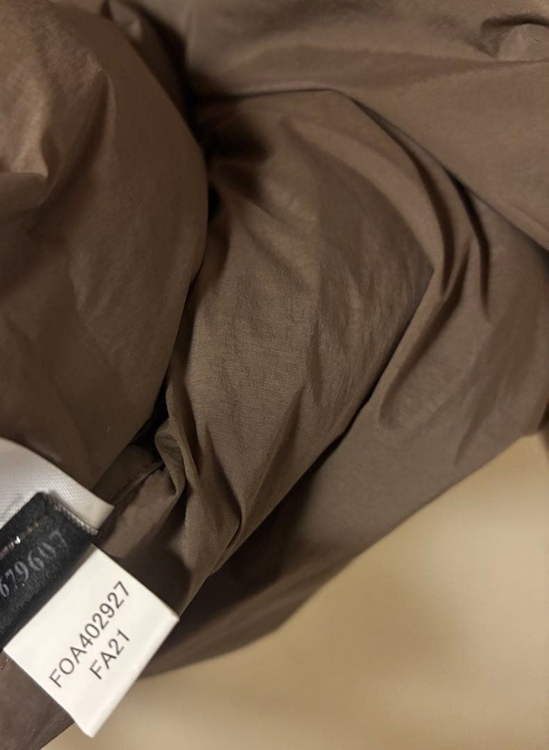 オークリー ダウンジャケットパーカー　ブラウン　茶　ダブルジップ　OAKLEY