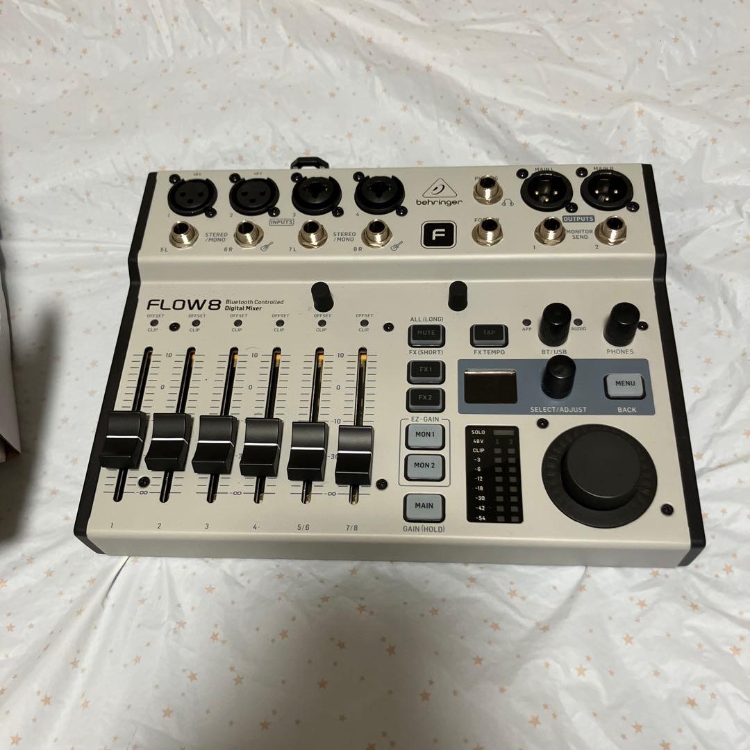 美品 Behringer FLOW8 デジタルミキサー 箱付