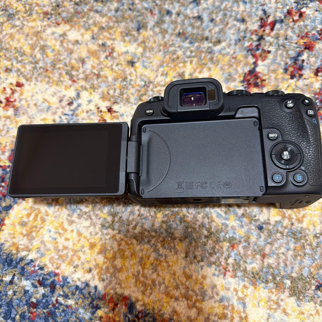 Canon EOS RP (ボディー)
