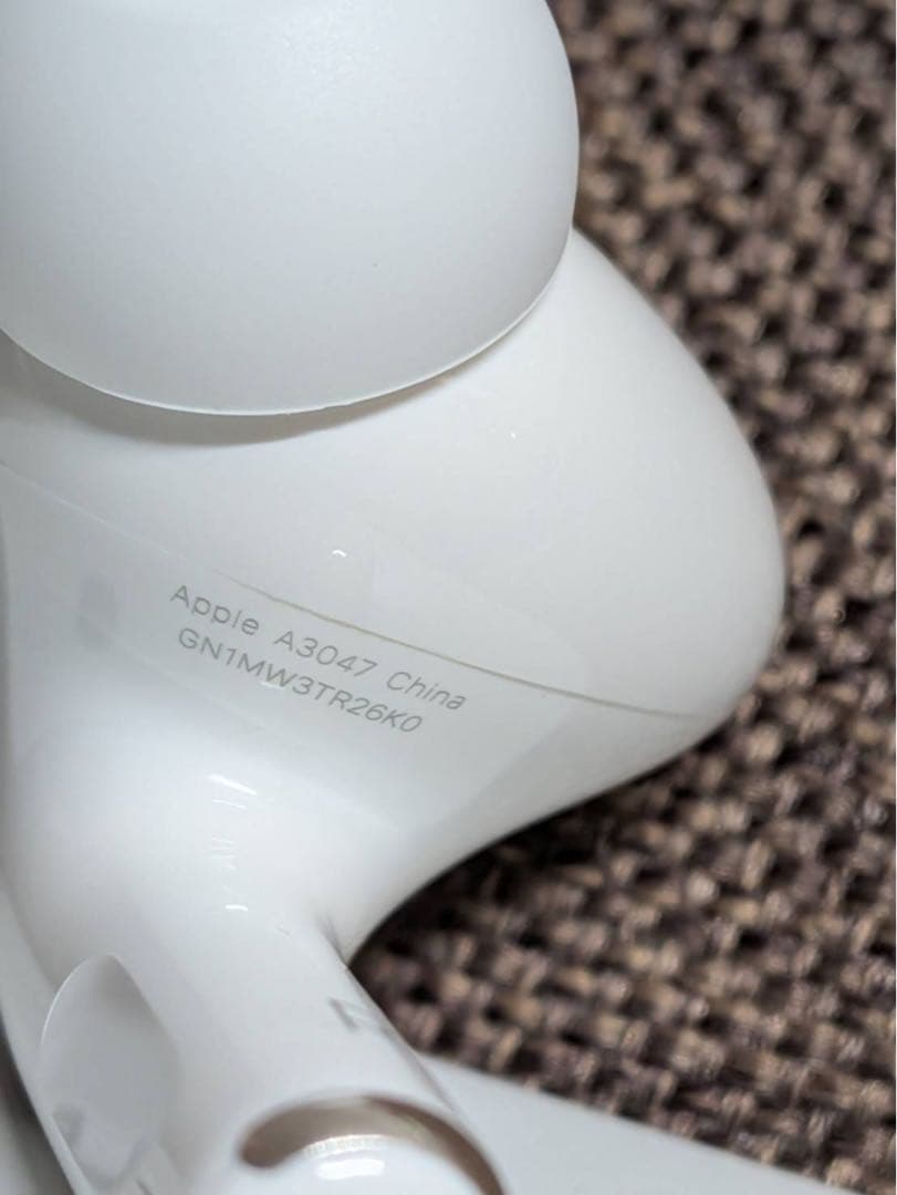 右耳 Apple AirPods Pro 第2世代 正規品 片耳877