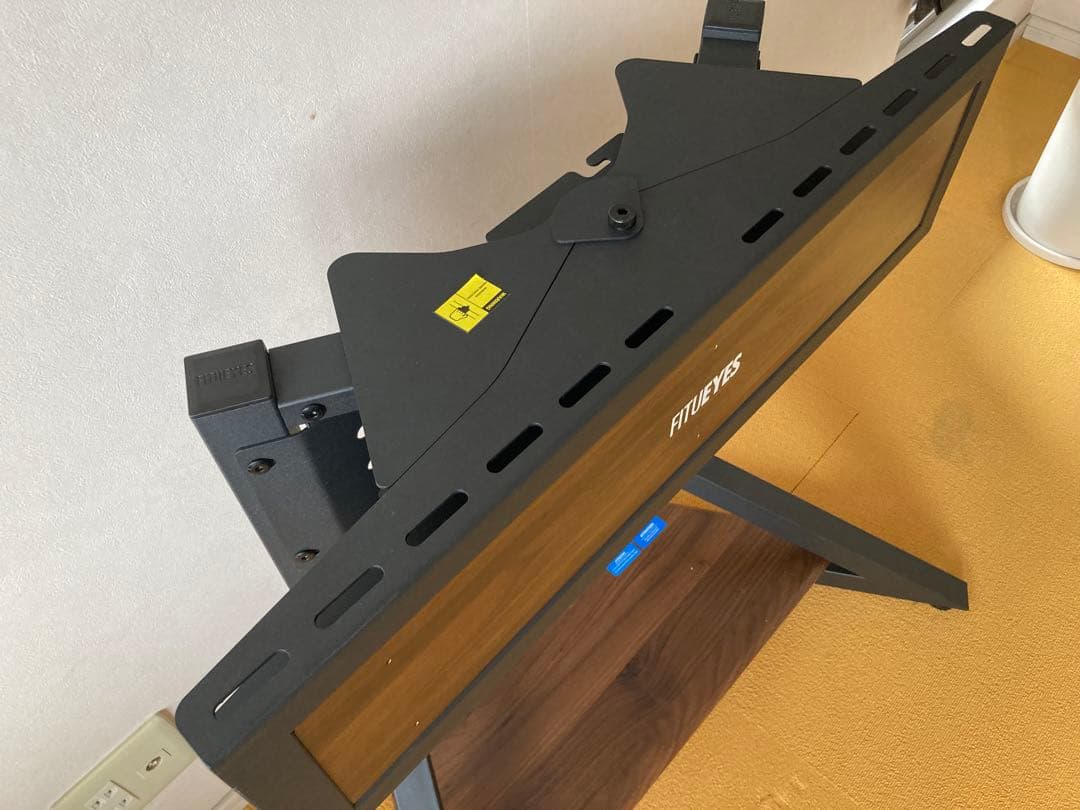 FITUEYES DESIGN テレビスタンド ロータイプ 55～88インチ