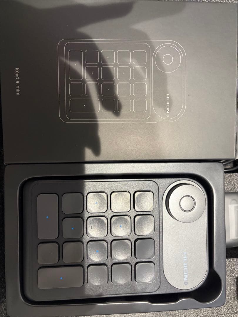 【タッチ機能あり】HUION KAMVAS PRO 27 4K液晶ペンタブレット